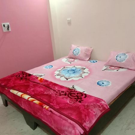 Shanti Guest House 우자인 외부 사진